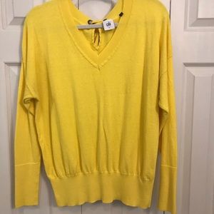 CAbi Canary Pullover - L - VGUC